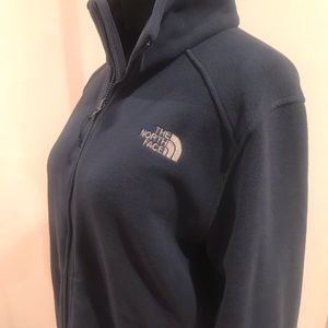 FLASH SALE NWT The North Face RDT300 men’s fleece